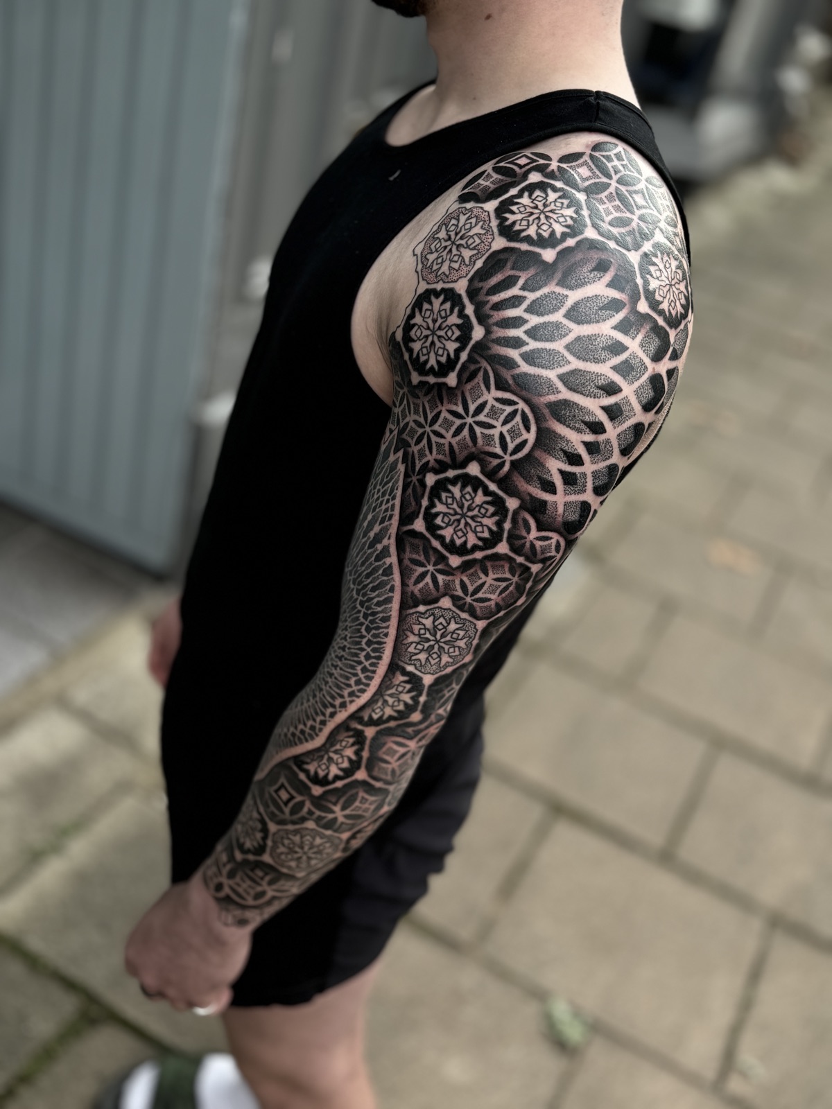 Geometric mandala full sleeve